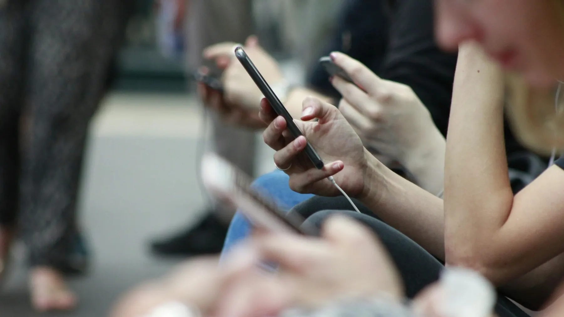 The Inevitable Pros and Cons of Social Media Marketing (Part 1)